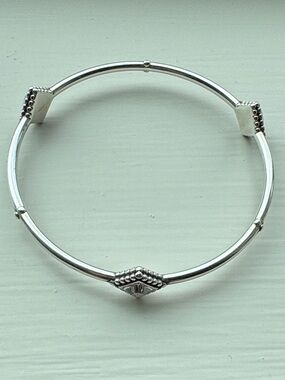 Brighton Women’s Silver Twinkle Trio Bangle OS EUC Worn Once